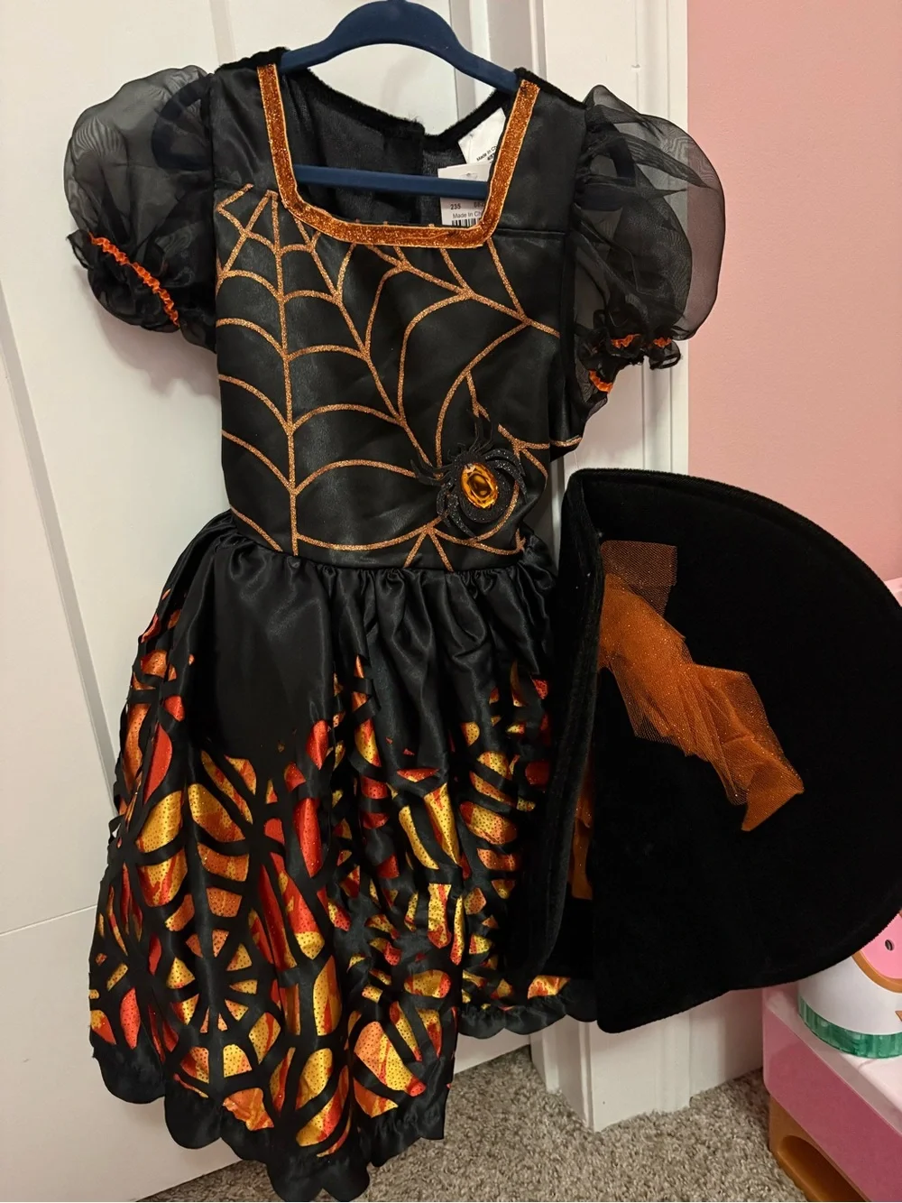 Cracker Barrel Kids Halloween Spider-Web Witch Costume with hat